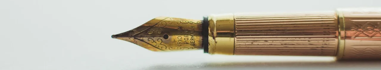 A origem da caneta tinteiro – Crown brindes corporativos